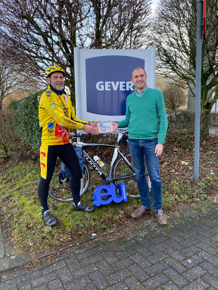 Today Geo Van Langenhove from EUrid, on a spirited cycling journey, stopped by our GEVERS headquarters in Diegem to pass on the Lustrum logo to Benjamin Gevers. 🌟 Cheers to the journey ahead! 🥳🚀
#WeareGEVERS #BMMturns50