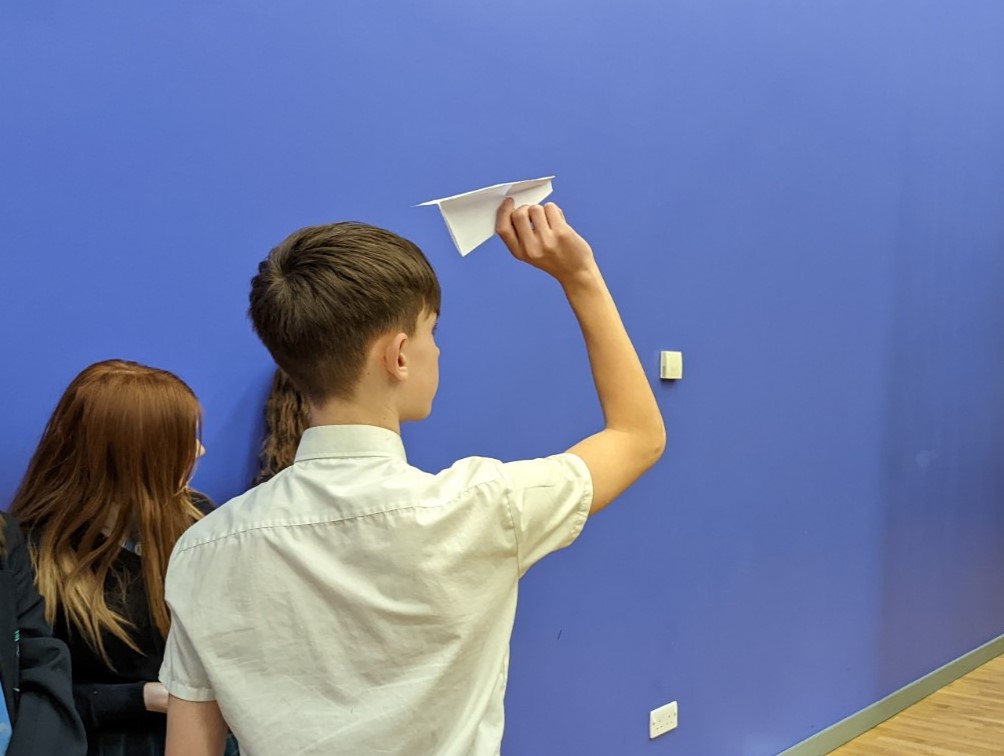 DarwenAcademy's tweet image. Exciting day with @BAESystemsplc delivering STEM workshops for Year 9 students! 🌟 With hands-on activities and exploring different work stations, every student dove in and had a blast! 👩‍🔬👨‍💻 Making STEM education fun and engaging! 🔥💡 #STEMWorkshops #YourFutureIsWaiting