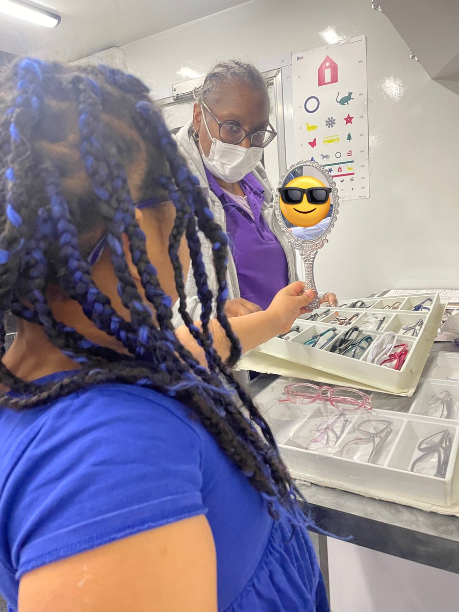 BrookhavenCSL's tweet photo. Yesterday was a day full of successful eye exams right here at Brookhaven, thanks to our wonderful partners at @ColumbiaLight! Dr. Friedman took great care of our K and 1 students. 

I can’t wait to see how glasses help them learn and grow! 🤩 #wraparoundservices @CSconnect_MCPS https://t.co/R9ItvNLVUZ