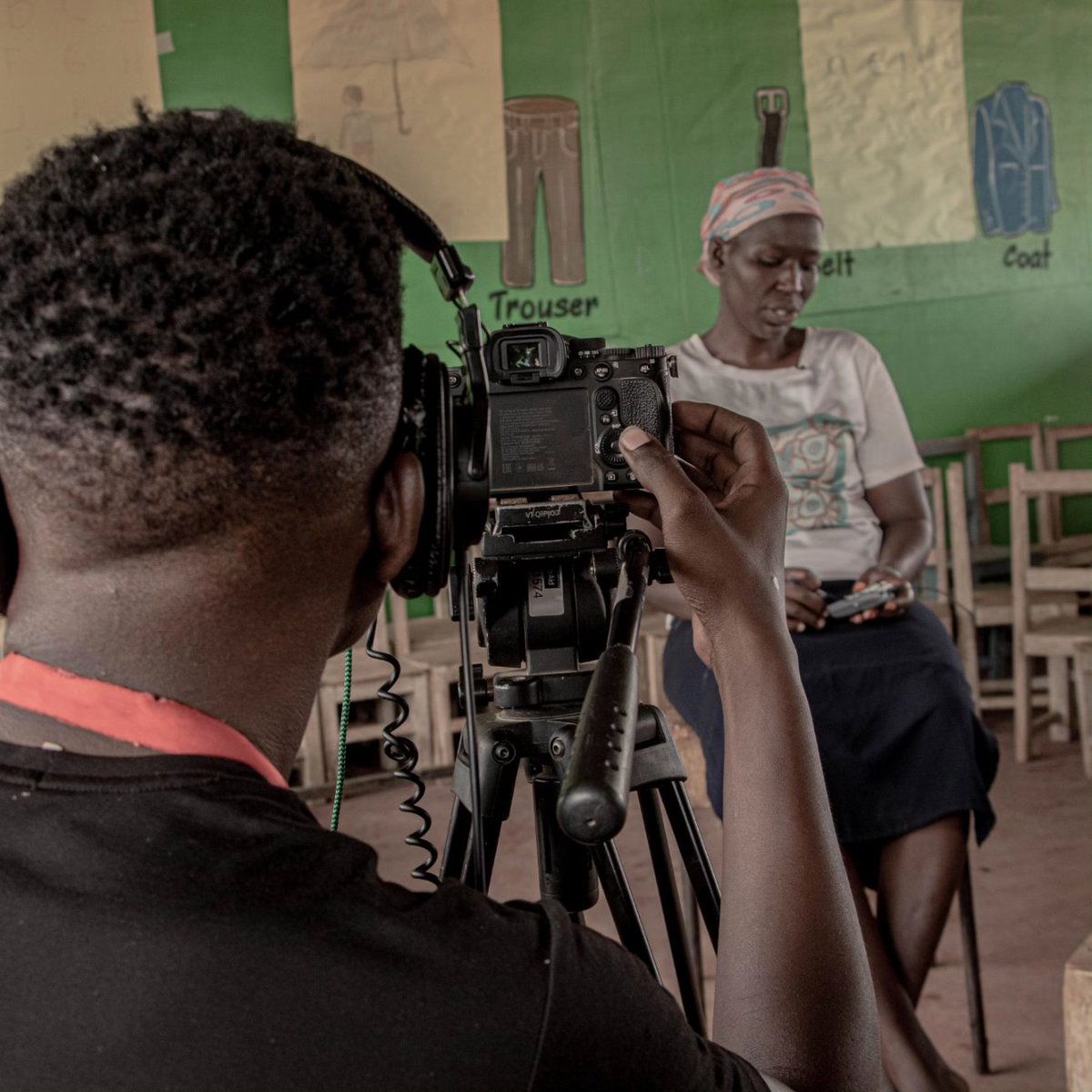 reybulambo15's tweet photo. The only weapon thats allowing to pass the refugee stories to the global audience  . @RGAMeyer @BRIANMALIKA @filmaidkenya https://t.co/15MRXwhJIN