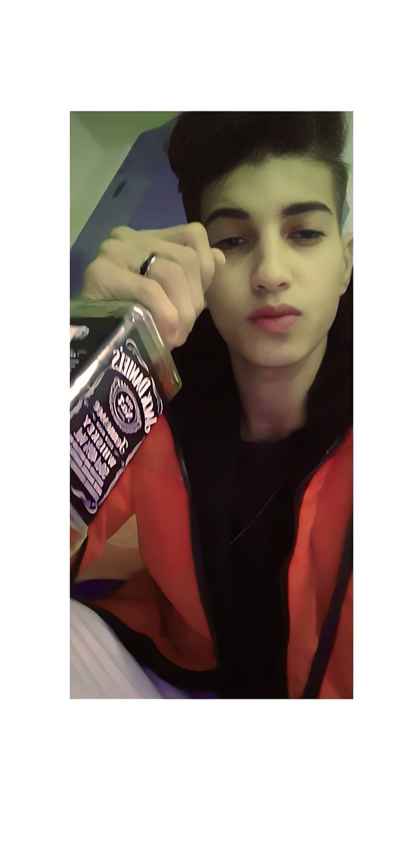 انا مش مشتاقلك ده الكحول بس سك ف بيكويني 🥲💔