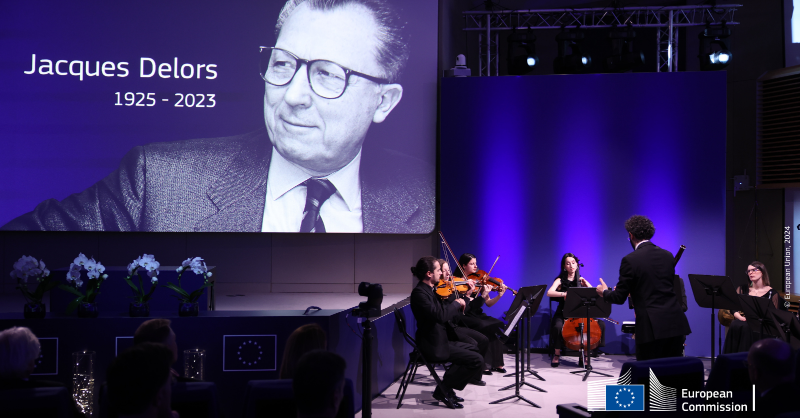 EUErasmusPlus's tweet photo. Jacques Delors was the architect of the EU we know today; he advocated for the #Erasmus programme and paved the way for what it has become. 🌟

Through our programme, we will continue his legacy, being a key driver towards a stronger, more united Europe, just as he envisioned. 🇪🇺
