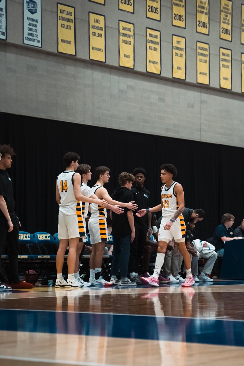 A great night for @GRCCAthletics! Both basketball teams were victorious over Delta College in last nights doubleheader. The teams are headed to North Central Michigan College this weekend. Read about the game here: grccraiders.com/news/2024/1/31…