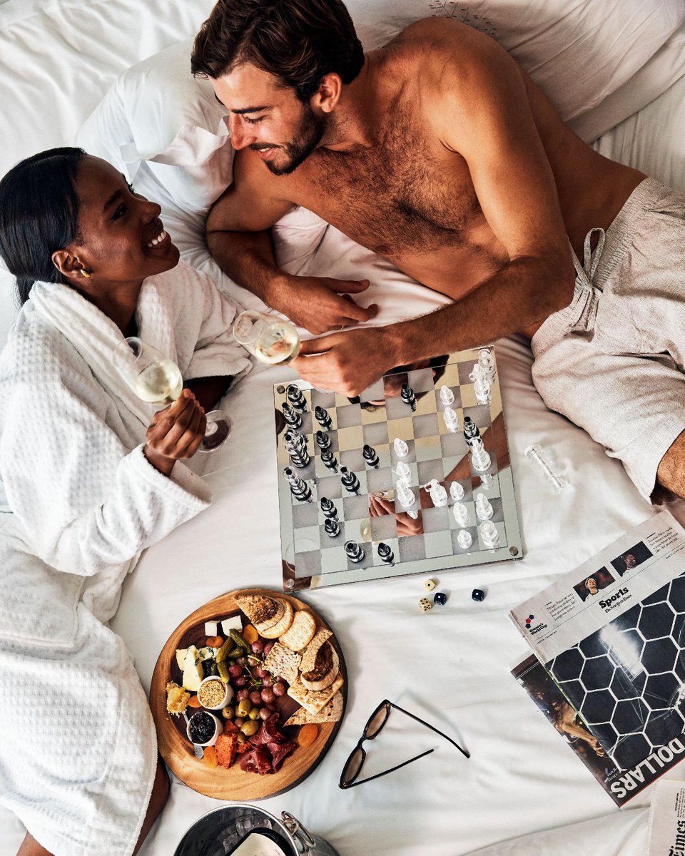 FSChicago's tweet image. Long weekends are made for lounging. Make this President's Day Weekend one to remember with a stay at #FSChicago. From iconic in-room experiences to world-class amenities, your getaway awaits!