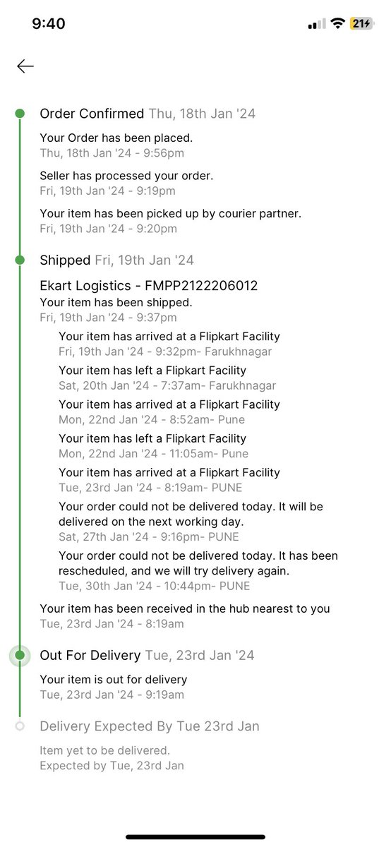 stan_sam's tweet photo. @flipkartsupport @Flipkart @FlipkartStories hey guys why is my order out for delivery for the last 10 days. What sort of a dumb system is this that I cannot get my order or cancel it and I have to wait indefinitely. Learn something about customer support from @amazonIN https://t.co/TWgxL1Bev3