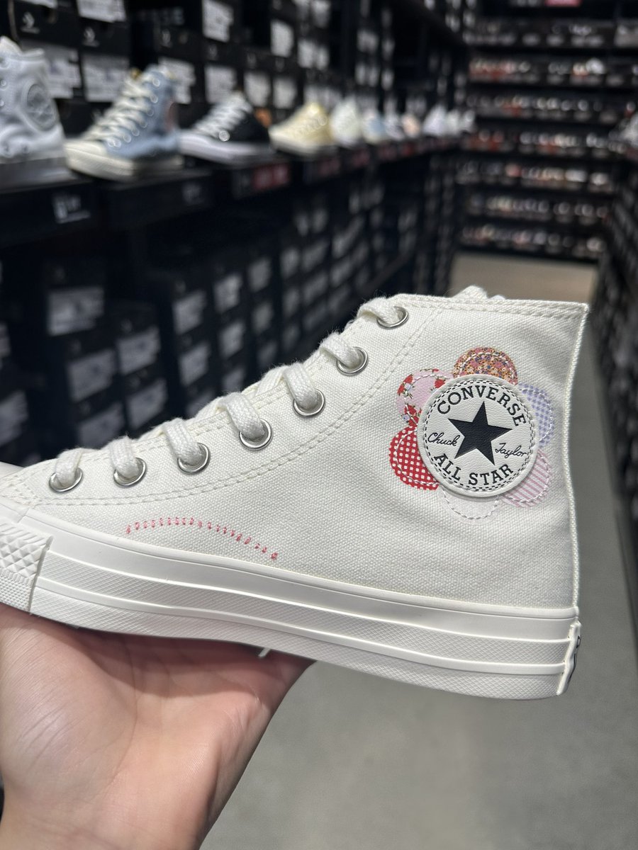 bunnybunshops's tweet photo. #พรีออเดอร์เกาหลี #รองเท้าผ้าใบ #รองเท้ามือสอง #ส่งต่อรองเท้า #converseมือสอง #conversethailand #ส่งต่อconverse #รองเท้ามือสอง #คอนเวิร์ส #ส่งต่อคอนเวิร์ส #converseth #converse
รับหิ้วconverseค่า ราคาในภาพรวมหิ้วและส่งแล้ว✨ราคาดีมากๆ รีบมาตำกันด่วนน🫵🏻
1,300/1,400/1,300/1,250 https://t.co/xoTksQEsCv