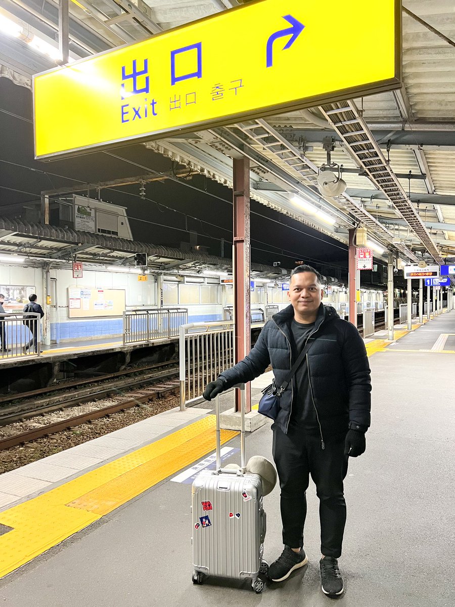 addyyyy____'s tweet photo. Alhamdulillah safely landed. 5 degrees 🥶 https://t.co/gXNmCPOHFA