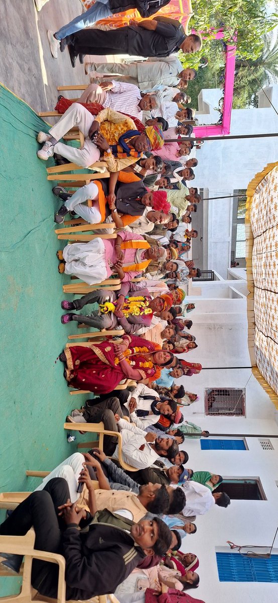 CBumbariya's tweet photo. आज मेरे पापा श्री बाबू लाल  जी bumbariya   उप प्राचार्य से के पद से 40 वर्ष की गोरवमयी
एवम उत्कृष्ट सेवानिवृत हुए मुझे बहुत ख़ुशी हे इस मौके पर हमारे राजस्थान सरकार केबिनेट मंत्री श्री बाबू लाल जी खराड़ी स्नेह मिलन के लिए हमारे घर पर आए और उनका भी स्वागत किया ❤️ गया । https://t.co/yDRXOR63W7