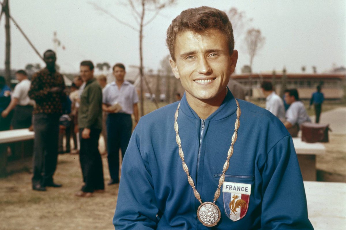 lequipe's tweet photo. Mort de Michel Jazy : la disparition d'une icône française

Plusieurs fois recordman du monde, deux fois champion d'Europe, vice-champion olympique du 1 500 m en 1960 à Rome, Michel Jazy avait brillamment gagné sa place au panthéon du sport français. https://t.co/X5dghSnjbs https://t.co/AF6Zm7CyIp