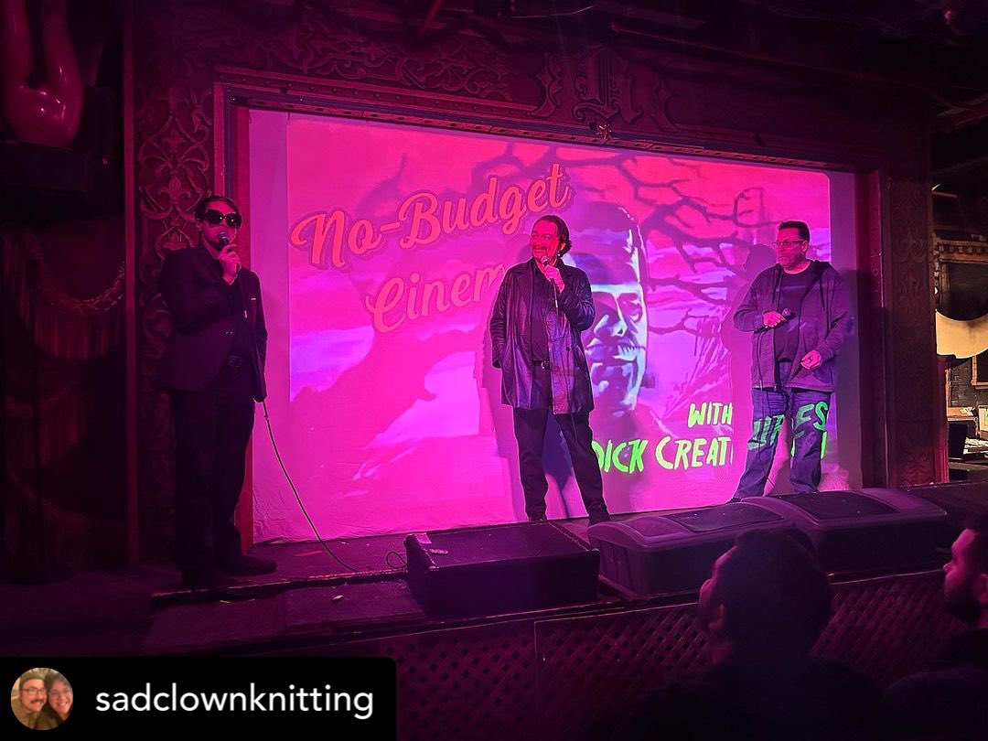 TempeVideo's tweet photo. Posted @withregram • @sadclownknitting A fun screening of @sideeffectsmayvarymovie at @ralphs_rock_diner !!!
#sideeffectsmayvary #onlyintheaters #jrbookwalter #jamesledwards #ralphsrockdiner #worcester https://t.co/25hVtZ050u