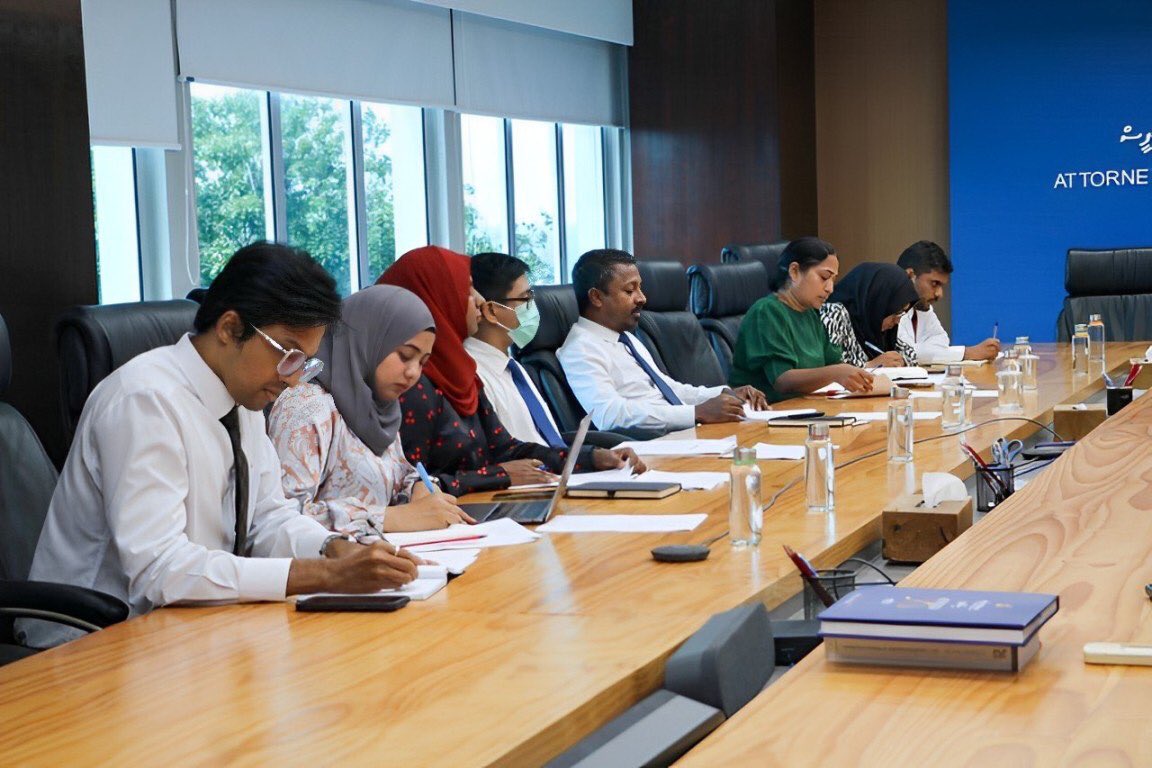 Auditor General Hussain Niyazy met with AG @a_usham today, to discuss possible areas of collaboration between the two institutions. @AuditMV