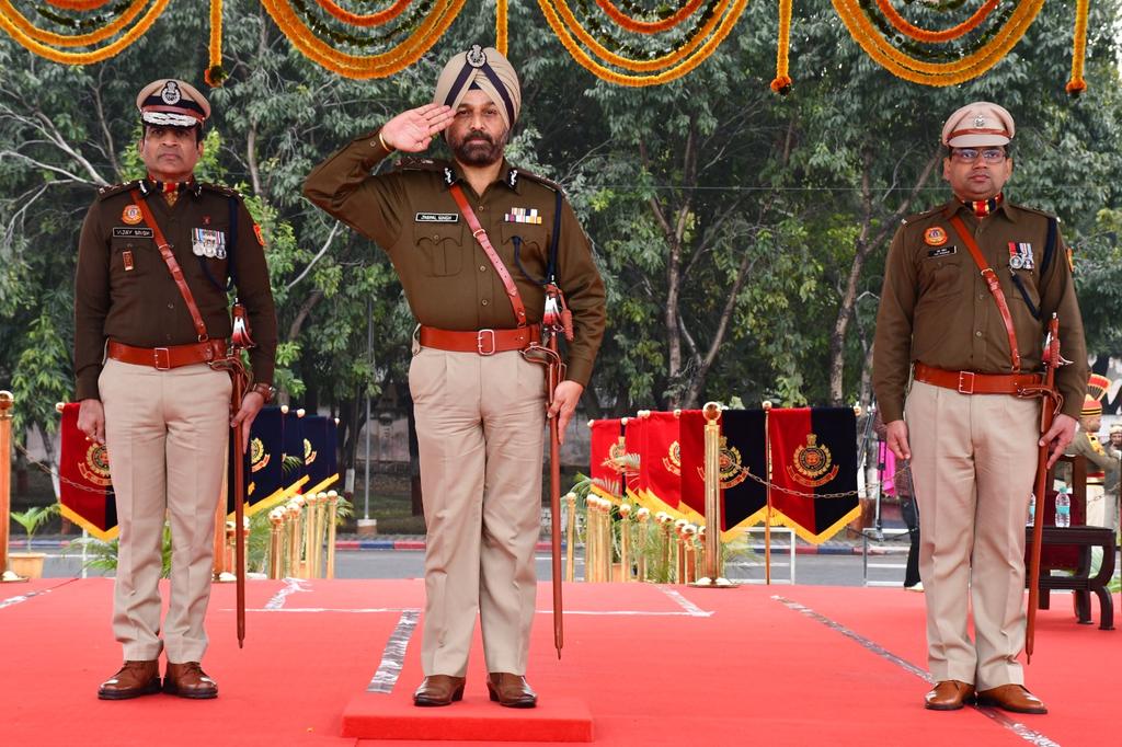 DGP_Goa's tweet photo. The newly passed out Constables have been exhorted to remain committed throughout their career to the oath taken by them. https://t.co/3iZdAJsChs