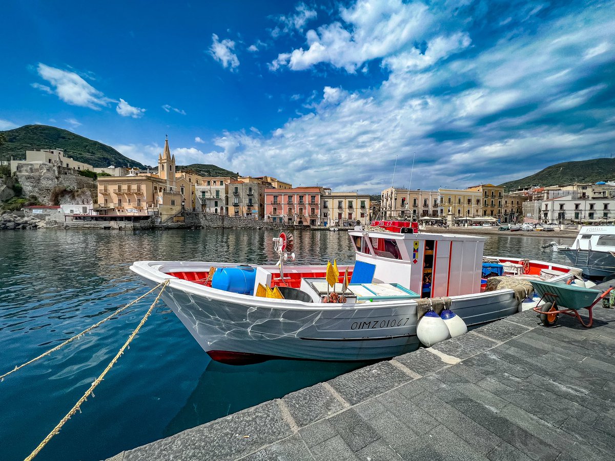 i love lipari tweet media