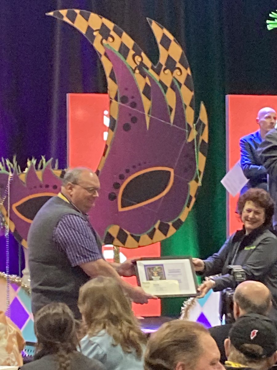 willowayplants's tweet photo. Willoway was presented the award for Best Softscape Booth at the I Landscape show. Stop by the booth 1326 and visit the team. https://t.co/R8BtdNZ2B6