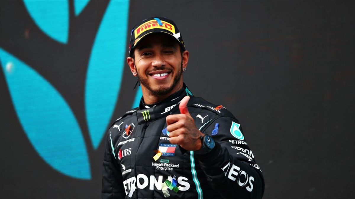 FerrariF1FRA's tweet photo. 🔴 Lewis Hamilton chez Ferrari, c'est SIGNÉ.

Le président de Ferrari, John Elkann, a signé le contrat avec Lewis Hamilton. Il ne reste que les annonces officielles.

(@GiulyDuchessa) https://t.co/VTB4r9Tr1n