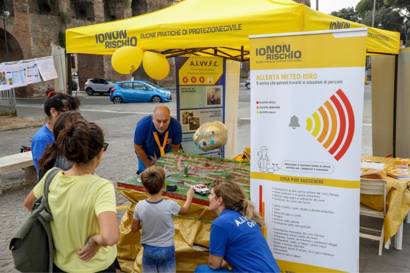 #1febbraio Aperta la raccolta di adesioni per #iononrischio 2024!
👷🏼 Le organizzazioni di volontariato di #protezionecivile possono candidarsi fino al 30 aprile. 
🔎 Leggi la news 👉🏻 bit.ly/Adesioni_INR20…