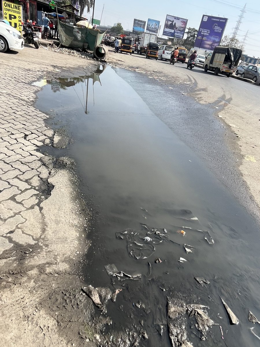 rajfleetcentre's tweet photo. Massive gutter blockage on NH - 48 Palaspa Phata. Number of complains done to #MSRDC and #IRB. No action taken by authorities. Dirt and filth all around the road. Please look into this @Navimumpolice @BJPPanvel @MoPNG_eSeva @NaviMumbaiCity @nitin_gadkari @CMOMaharashtra @HPCL https://t.co/rpi0Xpjk12