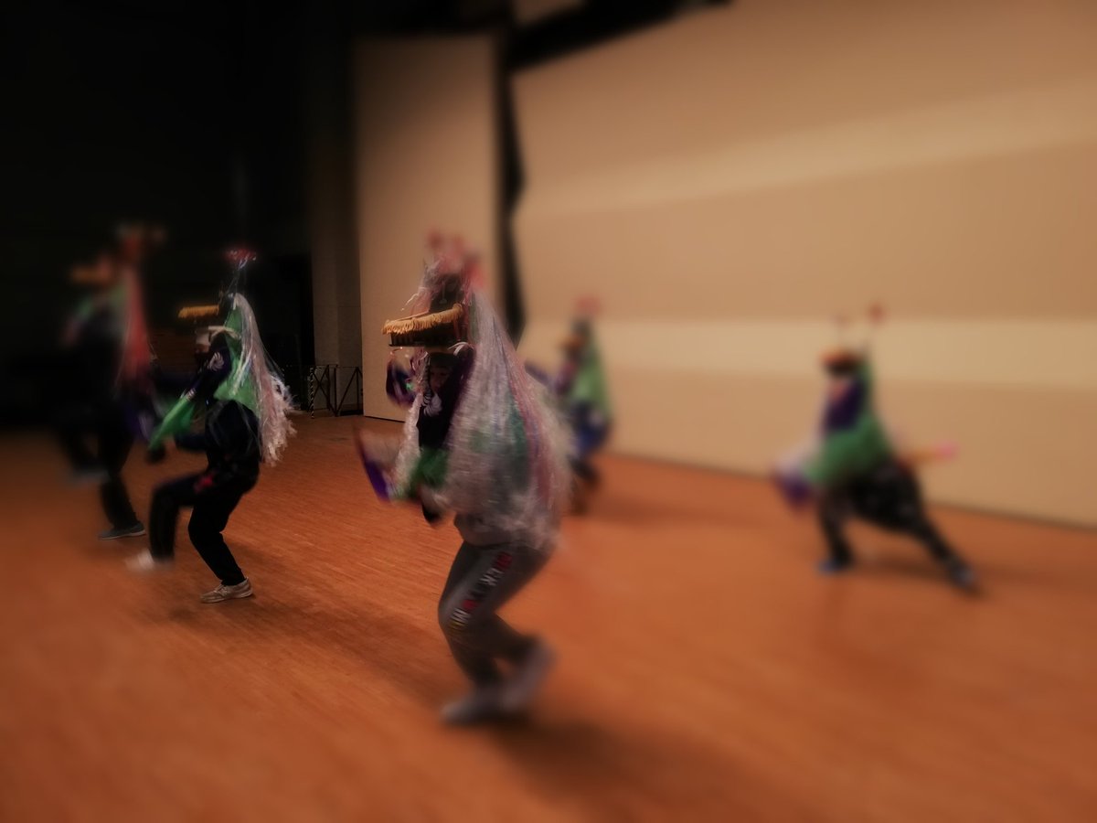 tk7781691336791's tweet photo. #traditional
#performance
#joboji
#iondance
Traditional performance art festival will be held at Ninohe cultural hall on Feb 11th. Our Shishi odori-japanese traditional lion dance-will also be on stage. Kids performers practiced dancing for the first time in a while. https://t.co/fZiT6fwxYn