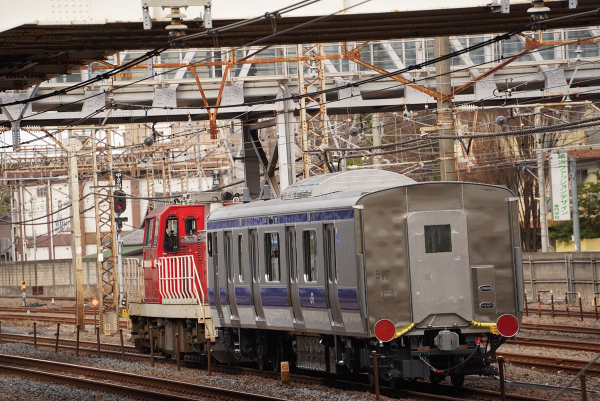 masa_kudo's tweet photo. 愛知 DD200 DD200-7号機② 9596レ

DD200-7号機牽引 9596レ 
E531系 クハE531-17 総合車両製作所出場
クハE531系-17代替製造
1両だけという、プラレールみたいな編成

#dd2007号機
#dd2007
#e531系
#9596レ
#甲種輸送
#総合車両製作所
#jtrec https://t.co/MfuHxu8nTD