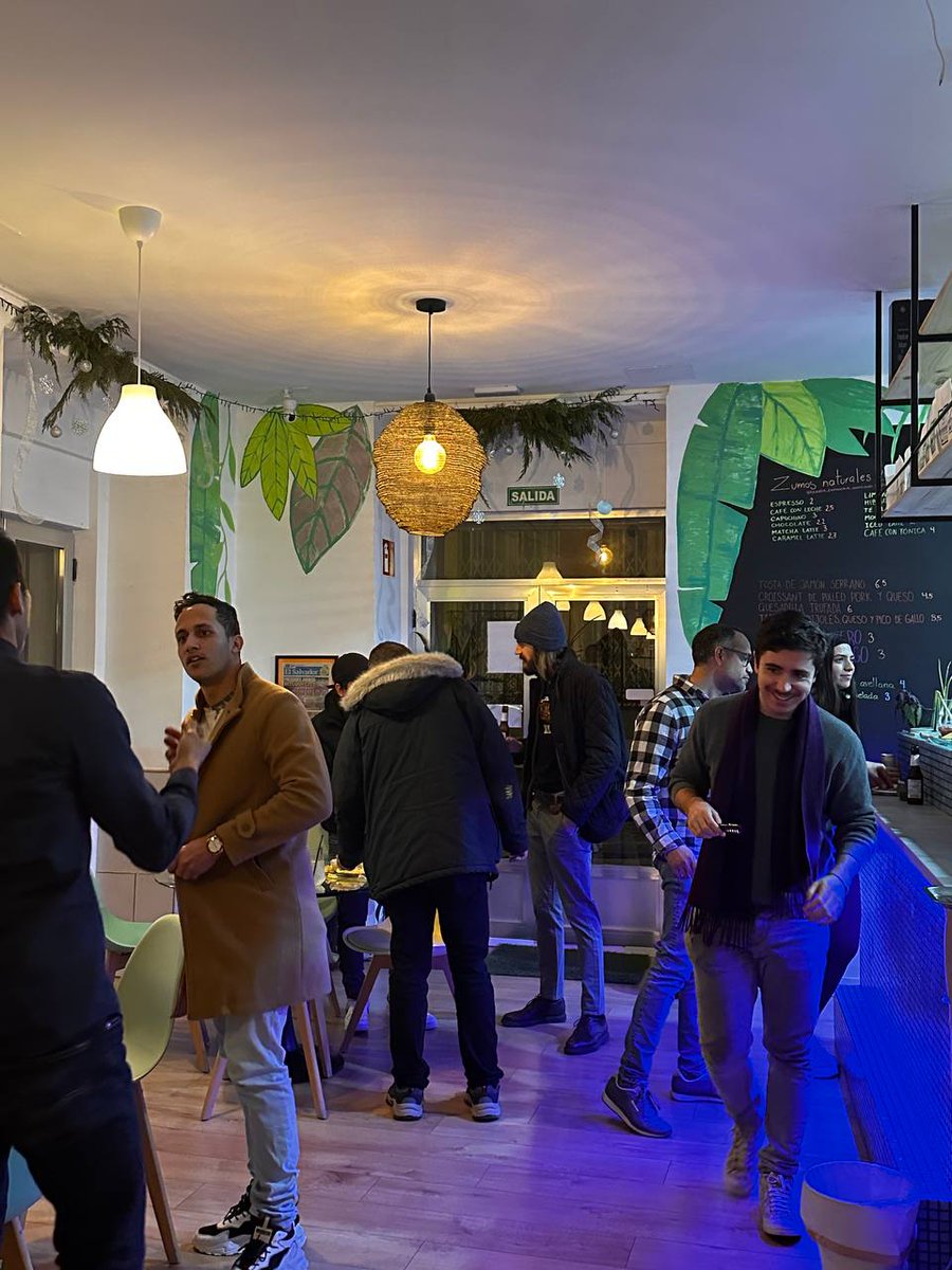 The regular meetup in Madrid is always a blast! 💥 Remember to come next time for a great evening of Web3 discussions and networking. ⤵️ 📆 February 22nd!