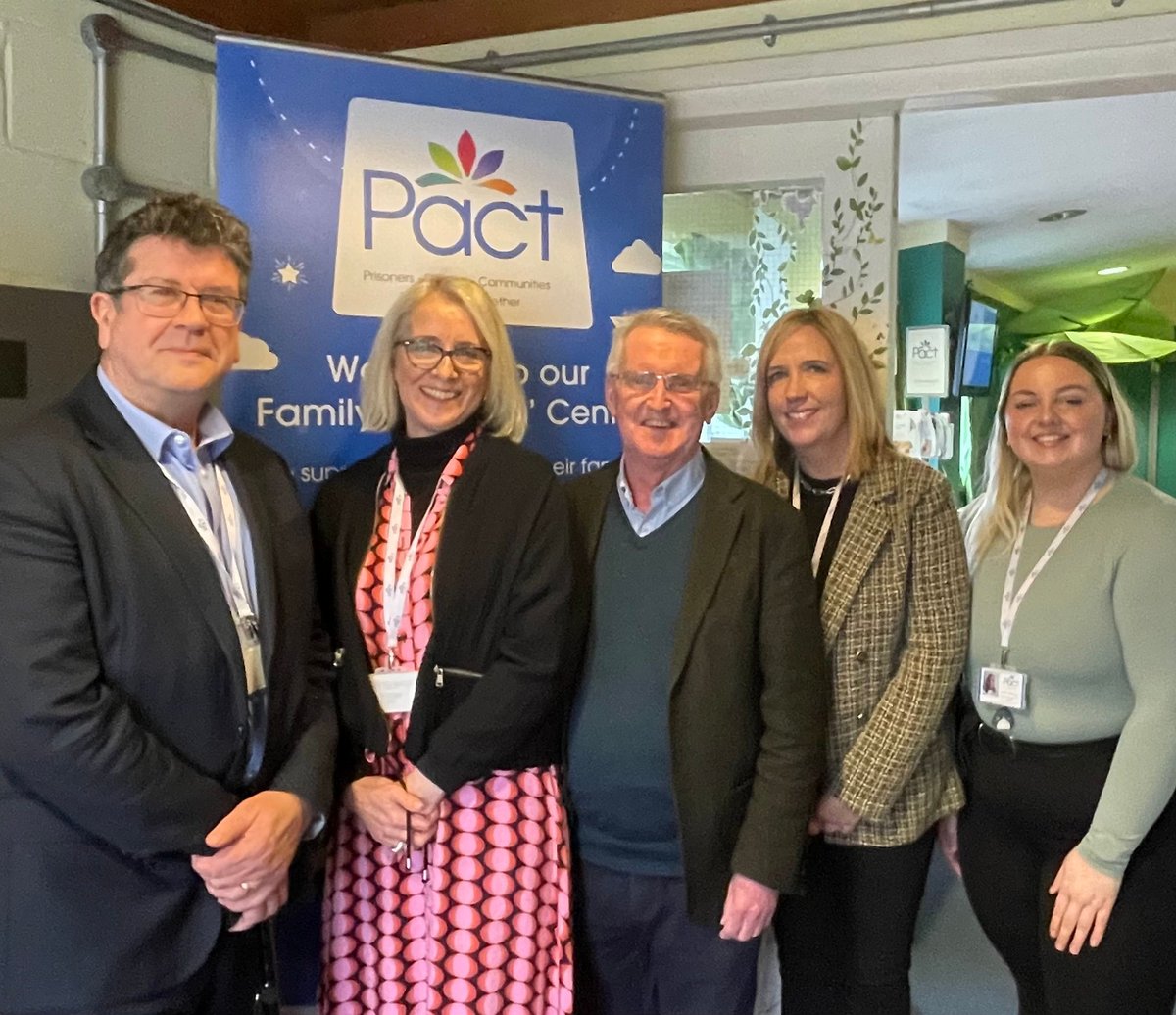 Great to welcome Ian Brady from @londonhf to see our work @HMPDownview and to discuss how we’re supporting women leaving prison to find somewhere to call home. Thank you LHF for all you do to help women to make a fresh start, prevent homelessness and reduce reoffending.