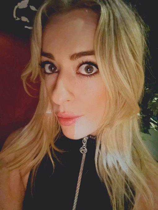 3 margaritas later....happy hour ;)🍹.... celebrating the end of a fabulous january! Winter you can't<a href="/tag/twofortuesday"class="tags"><span>#twofortuesday</span></a>