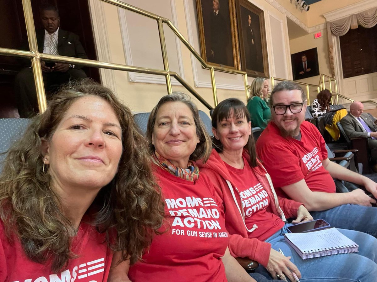 Attention : ALL people wearing RED need to JOIN US at the SC Senate gallery ( 3rd floor ) at 11 AM today Thursday . 
If you don’t want guns anywhere anytime without any training or background check, text SC to 644-33 to tell your Senator to vote NO to Permitless Carry!