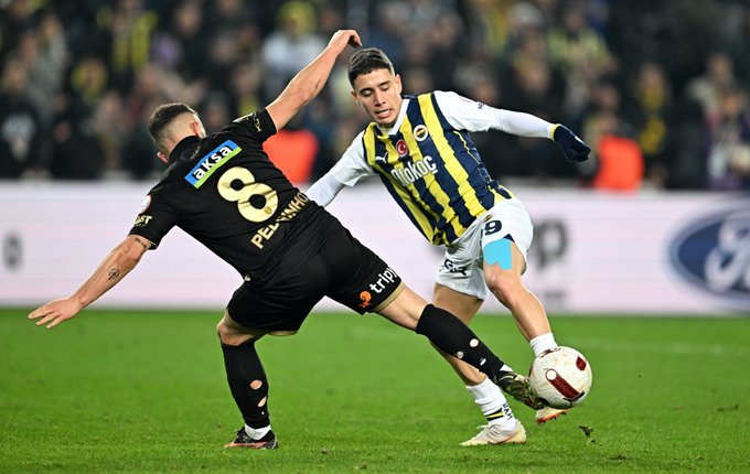 cgaranti's tweet photo. Fenerbahçe, Emre Mor'un sezon sonuna dek Karagümrük'e kiralandığını açıkladı. https://t.co/GzahOBxlnE