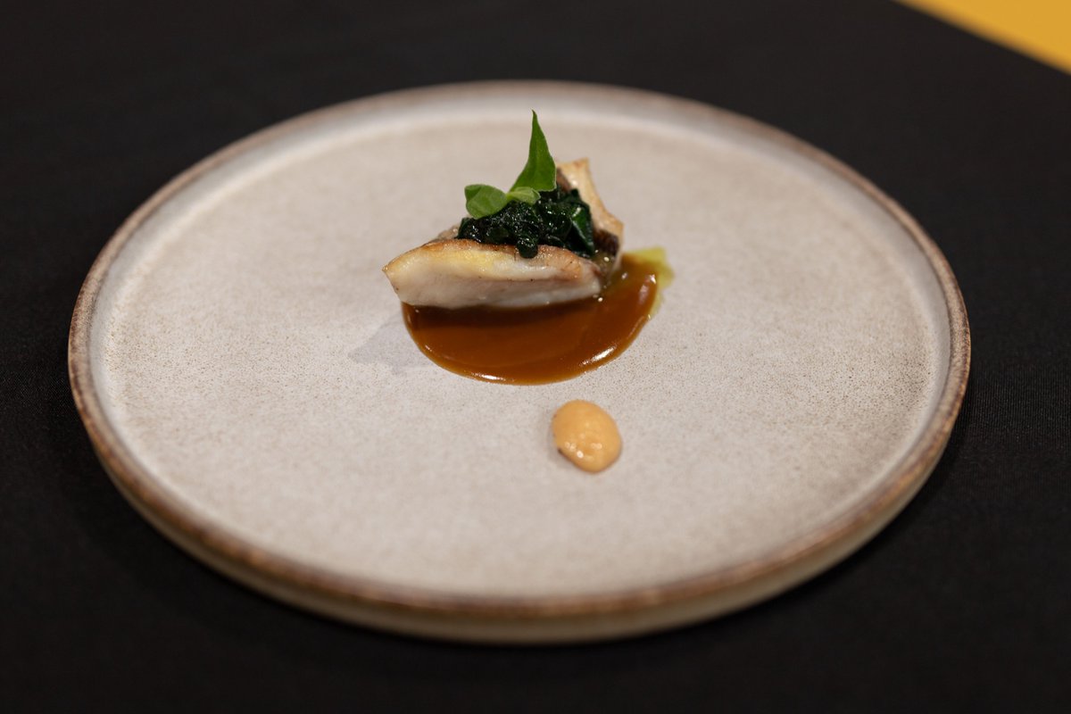 mercamadrid_hoy's tweet photo. Este año el sargo común, el gran protagonista en el concurso de @madridfusion y @mercamadrid_hoy "Cocinando el Mar"
Felicidades al ganador @Juan_jo_carmona
#sargo #pescado #gastro #hostelería
https://t.co/MFneEfpviq https://t.co/rw2YTqOfcp