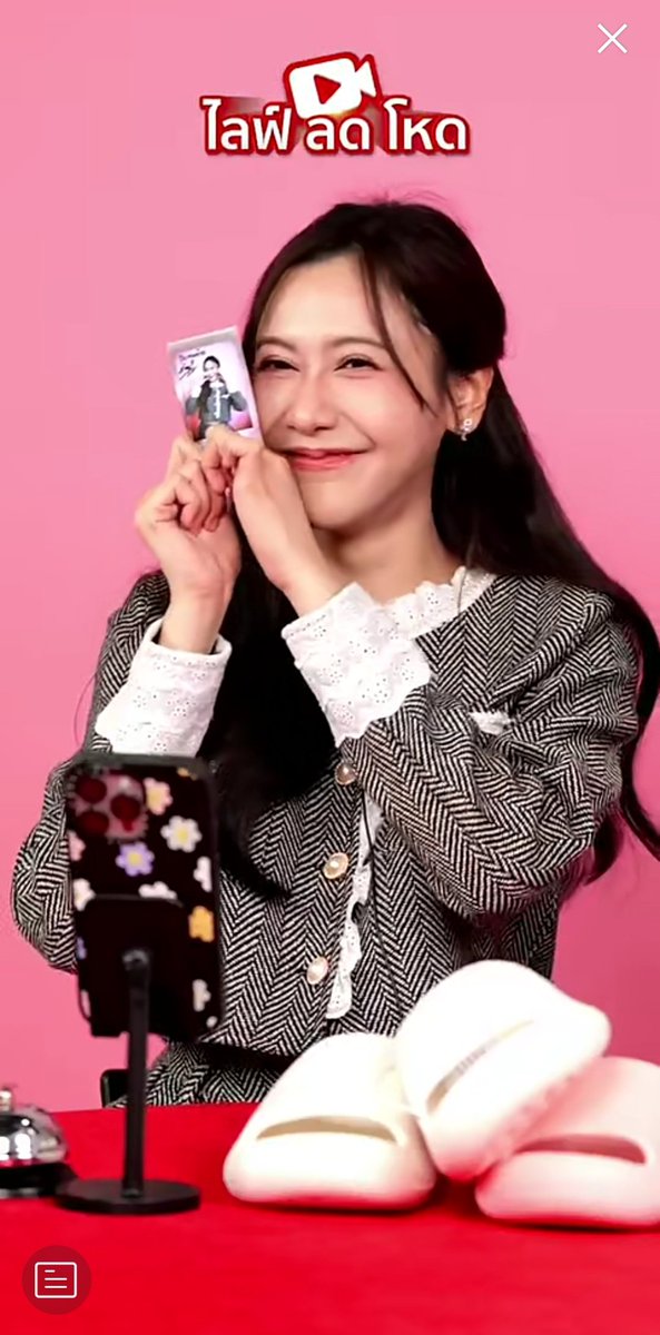 PZand_KTR's tweet image. เด่กเน้ก น่ารักเย้ออ วันนี้สนุกทั้งไลฟ์เยยยย ขอบคุณพี่ๆช้อปปี้นะค่าบบ
ขายเก่งด้วย จ้างน้อนได้อีกนะค่าบบ😁

#NoeyKanteera 
#ShopeeTH 
#ShopeeTH22 
#วันไลฟ์ลดโหด 
#ShopeeliveTH