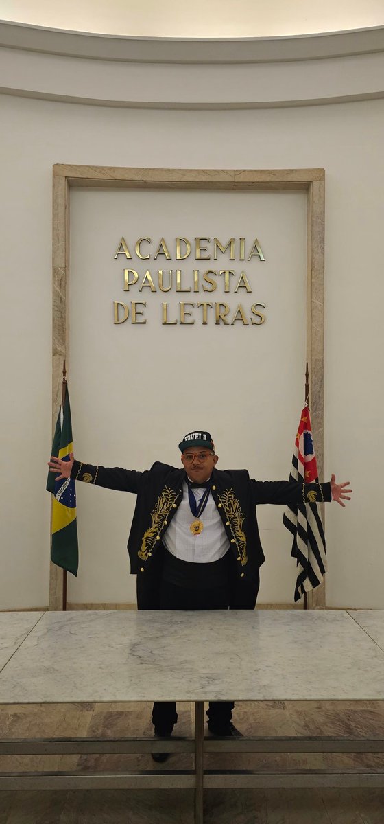 souedsonleite's tweet photo. Sim sou Imortal ! 
A sociedade tentou me matar mas agora sou imortal por ela mesma ... https://t.co/4MKqNaWvaK