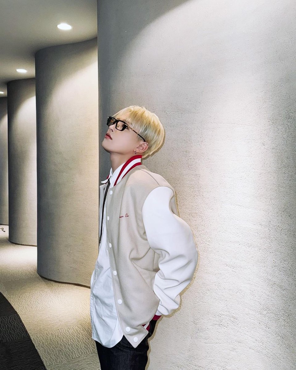 1024updates's tweet photo. [📷] 240201 | HONGJOONG 
@Balmain

#ATEEZ #에이티즈 #HONGJOONG https://t.co/XY73NvePOf