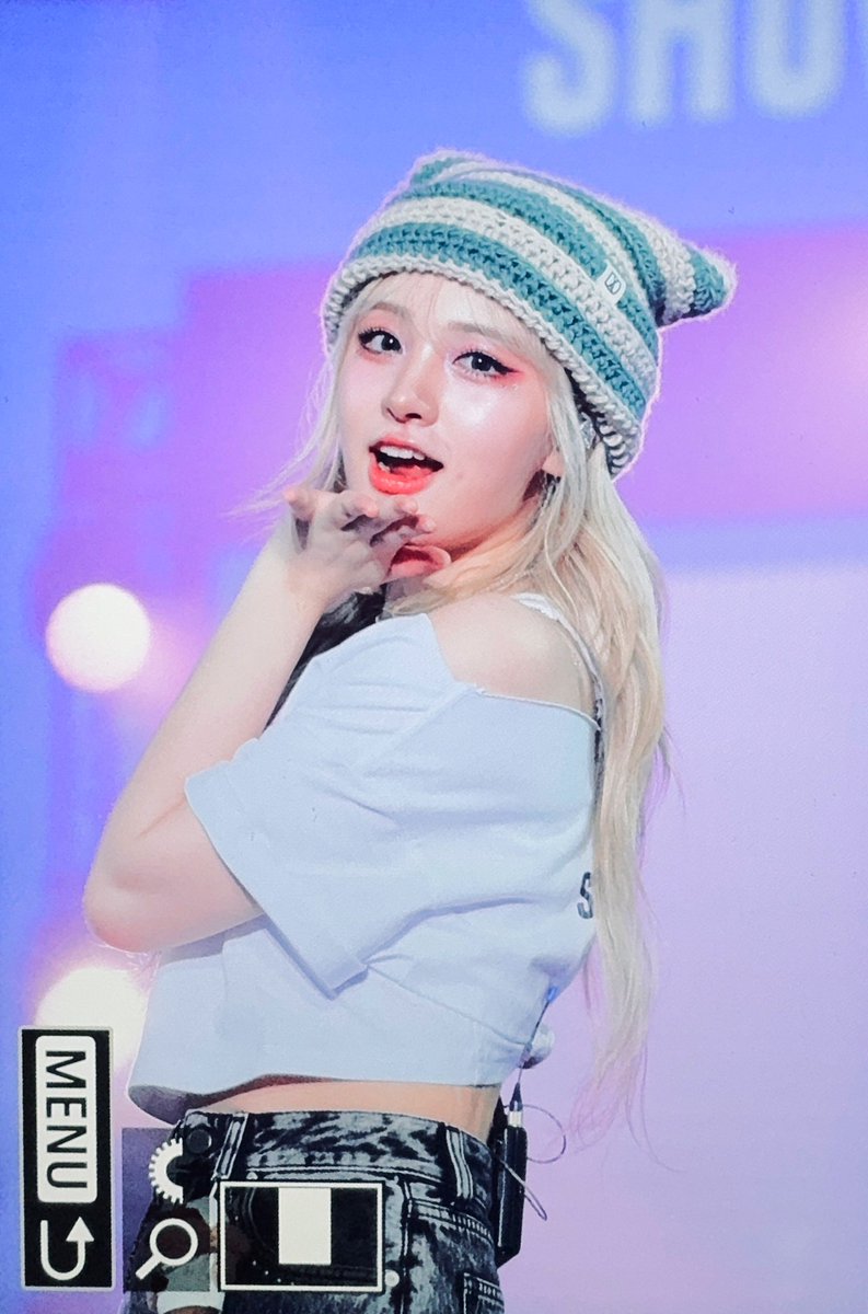 Lizz_1121's tweet photo. 240201 후쿠오카도 끄으읕 ! 이틀동안 수고 많앗숩니다잉 #IVE #아이브 #LIZ #리즈 https://t.co/OHkGGiOcvH
