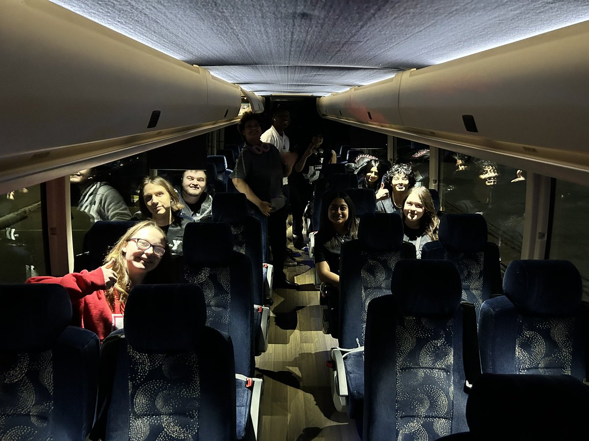 MartinakMichael's tweet photo. Good luck to our speech debate team as they head to the state competition. Thanks to everyone that came out for an early morning send off! @EulessTrinityHS https://t.co/QdDd0LjZH4