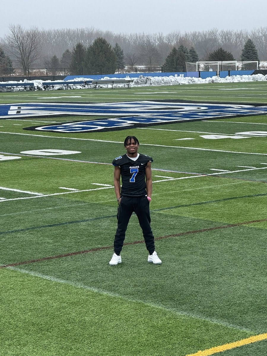 Thank you for the campus invite 💙🤍<a href="/AU_SpartanFB/">Aurora University Football</a> <a href="/EHScoachmason/">Coach Mason</a> <a href="/TopGunQB/">Top Gun QB</a>