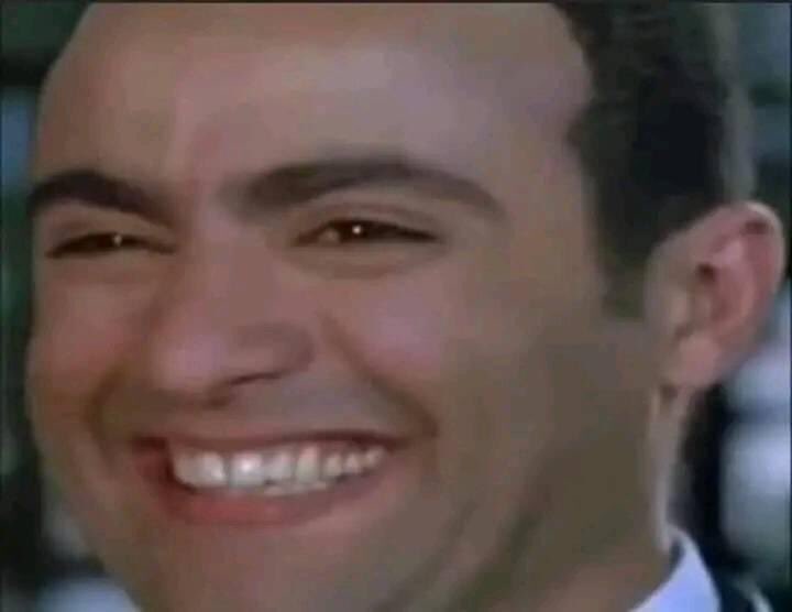 المال لا يصنع السعادة
وشي وانا معايا فلوس ..