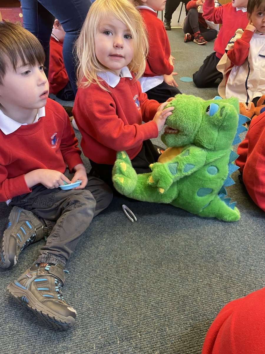 DuchalN's tweet photo. @NHSChildsmile Lots of fun 🤩 while we learn 🦷 https://t.co/HeNq095tqJ