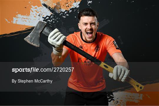 Well that’s one way to ensure a clean sheet this year…, terrific shots once again by @sportsfile of the @KerryFC players ahead of their second LOI season, link down below to the full album shot by @sportsfilesteve. @kyultras22 @thekerrymenpod 📸 sportsfile.com/more-images/77…