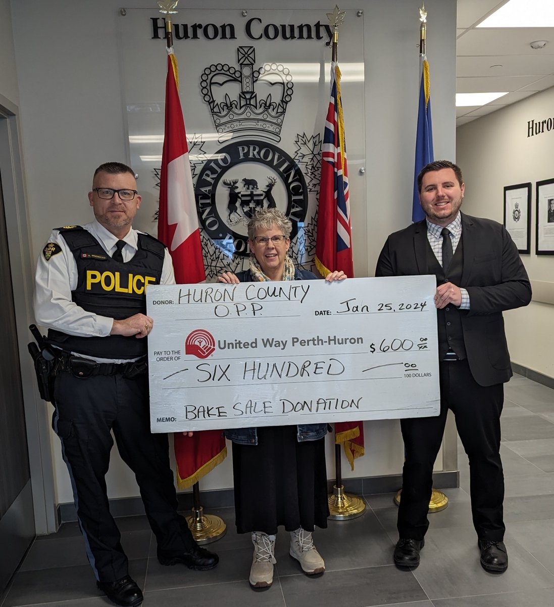 THANK YOU to the Huron County OPP for donating proceeds from their bake sale to United Way Perth-Huron. That's a whole lot of baking (and eating) in support of our work on behalf of vulnerable people! #carbsforacause 🍪🥐🥨🧁🍩