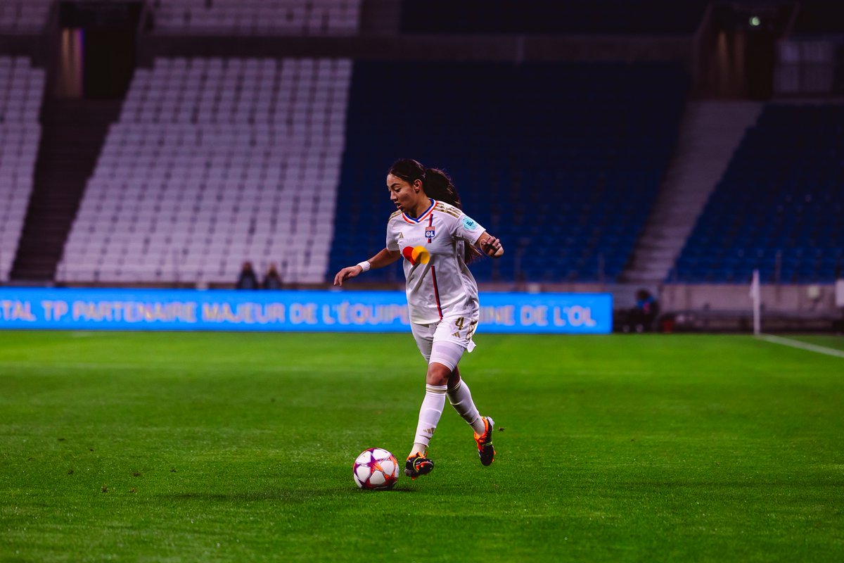regzphotos's tweet photo. ©️ Pauline REGZ - All Rights Reserved
#UWCL | #OLSLA https://t.co/M8nWmM6lmQ