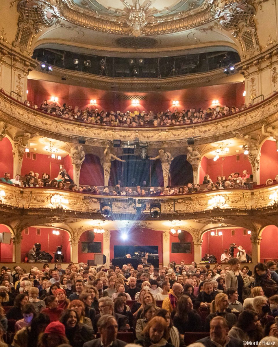 visitberlin's tweet photo. Loose yourself in the magic of the @blnensemble ✨
The over 125-year-old theatre is one of the best known and oldest in Germany.
Save 25% on entry with your #Berlin #WelcomeCard 👉 https://t.co/94GBuO3g0y
#visitberlin https://t.co/NL9lCErAVe