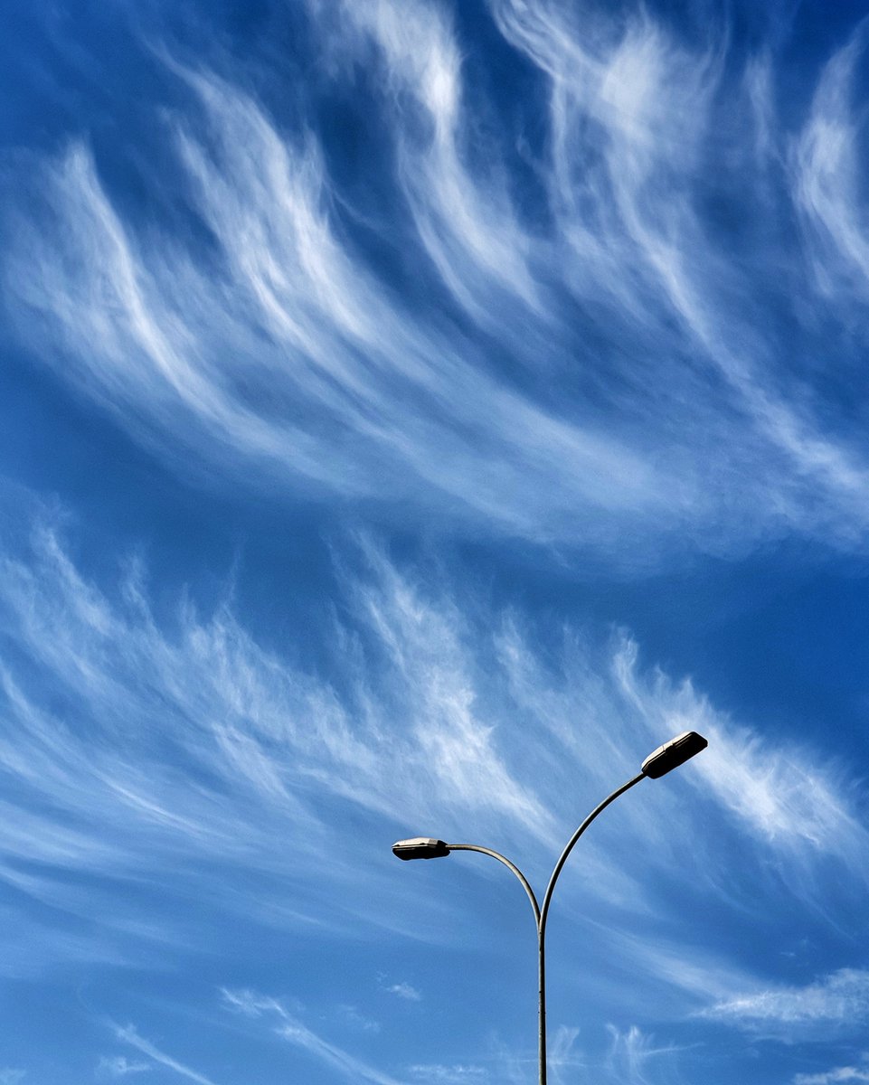 DejanDanailov's tweet photo. Talasi ... 
#sky #clouds #skywaves https://t.co/DcEoAurPdy