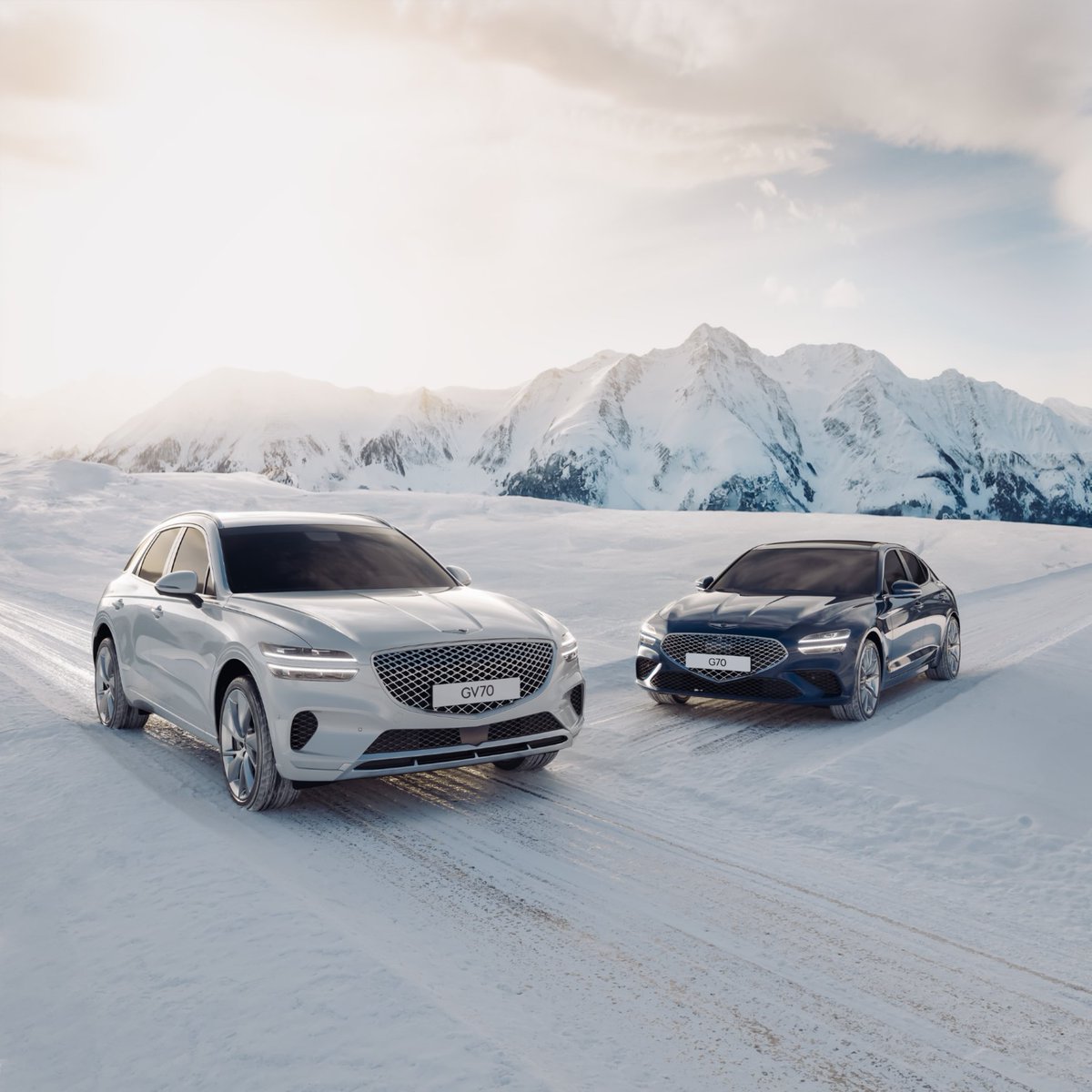 Athlétiques et élégants, peu importe le terrain. Les Genesis GV70 et G70 avec traction intégrale de série. 

#GenesisCanada #Genesis #GV70 #G70