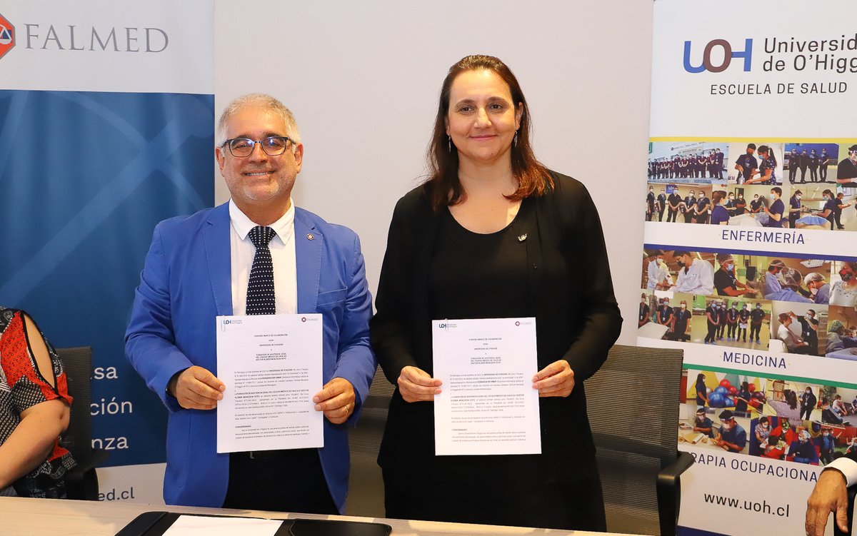 uohiggins's tweet photo. La #UOH y #Falmed del @colmedchile materializaron la firma de un convenio que tiene por objetivo generar una política de cooperación y apoyo en la formación de las/os médicas y médicos en todos aquellos temas médicos legales. 🩺🏥💉
📲Lee + https://t.co/5Gh4NaTasZ https://t.co/B8RFmSpJ4D
