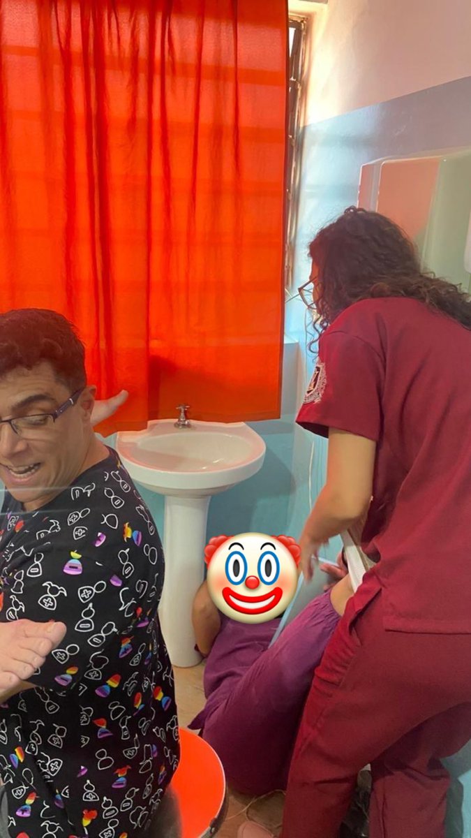 Nik_Manzan's tweet photo. A foto de milhoes!!
Era pra ser só a colocação de um Diu…
Mas ocasionou essa foto maravilhosa KKKKKKKKK https://t.co/yMjRrSUDDb