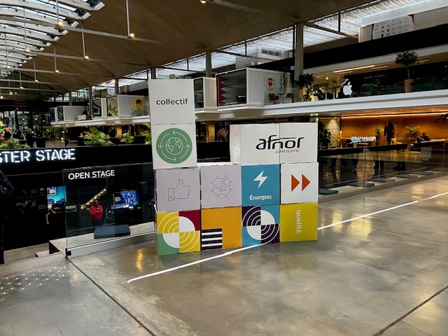 Pros de l'#IA, connaissez-vous la nouvelle #norme volontaire ISO/IEC 42001 ? Ce matin à @joinstationf, les acteurs de la tech n'étaient pas représentés par des chatbots !💡Notre communiqué : lnkd.in/ePQ3F8Z7 @HubFranceIA @Quantmetry @DGEntreprises