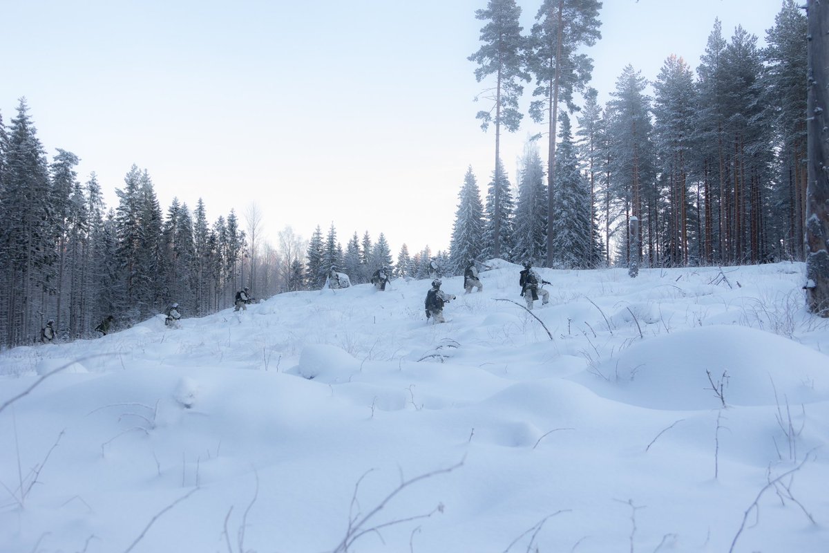 Maavoimat's tweet photo. The cooperation between the readiness units and the local forces of the Army has been strengthened throughout 🇫🇮 in a series of joint exercises over the past weeks. The challenging ❄️ conditions haven’t prevented the troops and their leaders from fulfilling their demanding tasks. https://t.co/oygiHliCpG