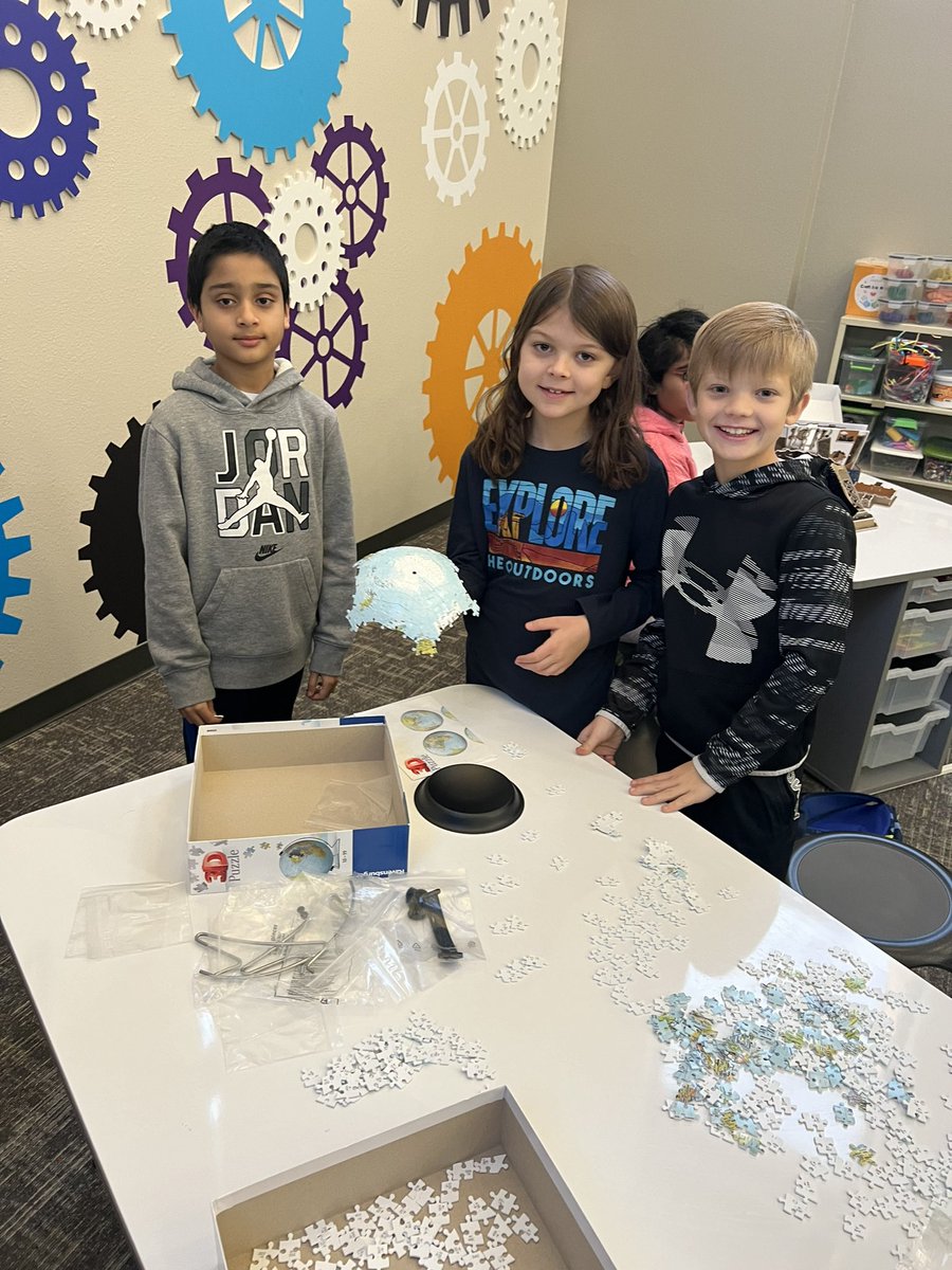 TowleReaders tweet media