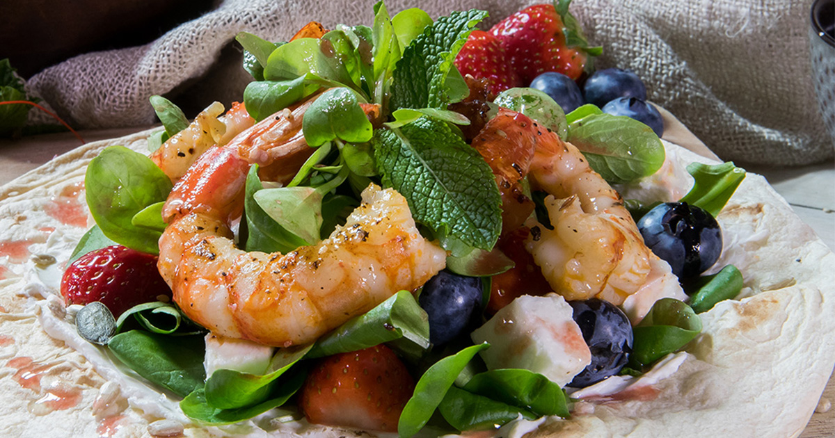 pescanova_usa's tweet photo. We're berry excited about #NationalStrawberryDay! We love a good, refreshing, crisp shrimp &amp; berry pairing. How about you? https://t.co/dnpDF1NCvS