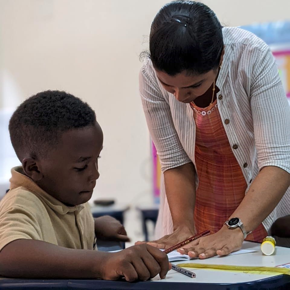 EAMGtv's tweet image. #AD:🌐 @AcornsRwanda has a strong language program for non-English speakers and remedial classes for those who need extra support. For enquiries Call +250783830067 or email admin@aisrwanda.com now 👩‍🏫  #NurturedLearning #AISRwanda